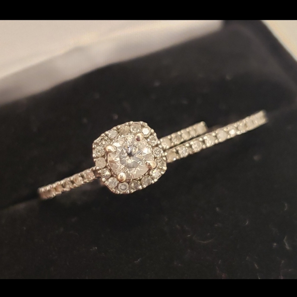 10k gold 1Cttw diamond bridal set
